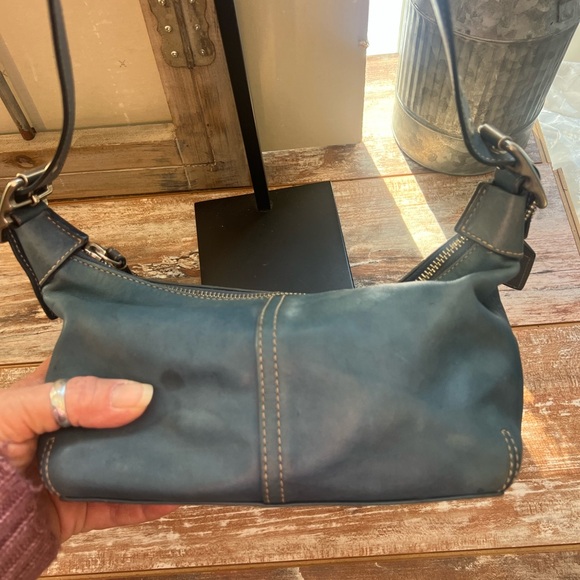 Coach Legacy Demi Hobo - Picture 6 of 8